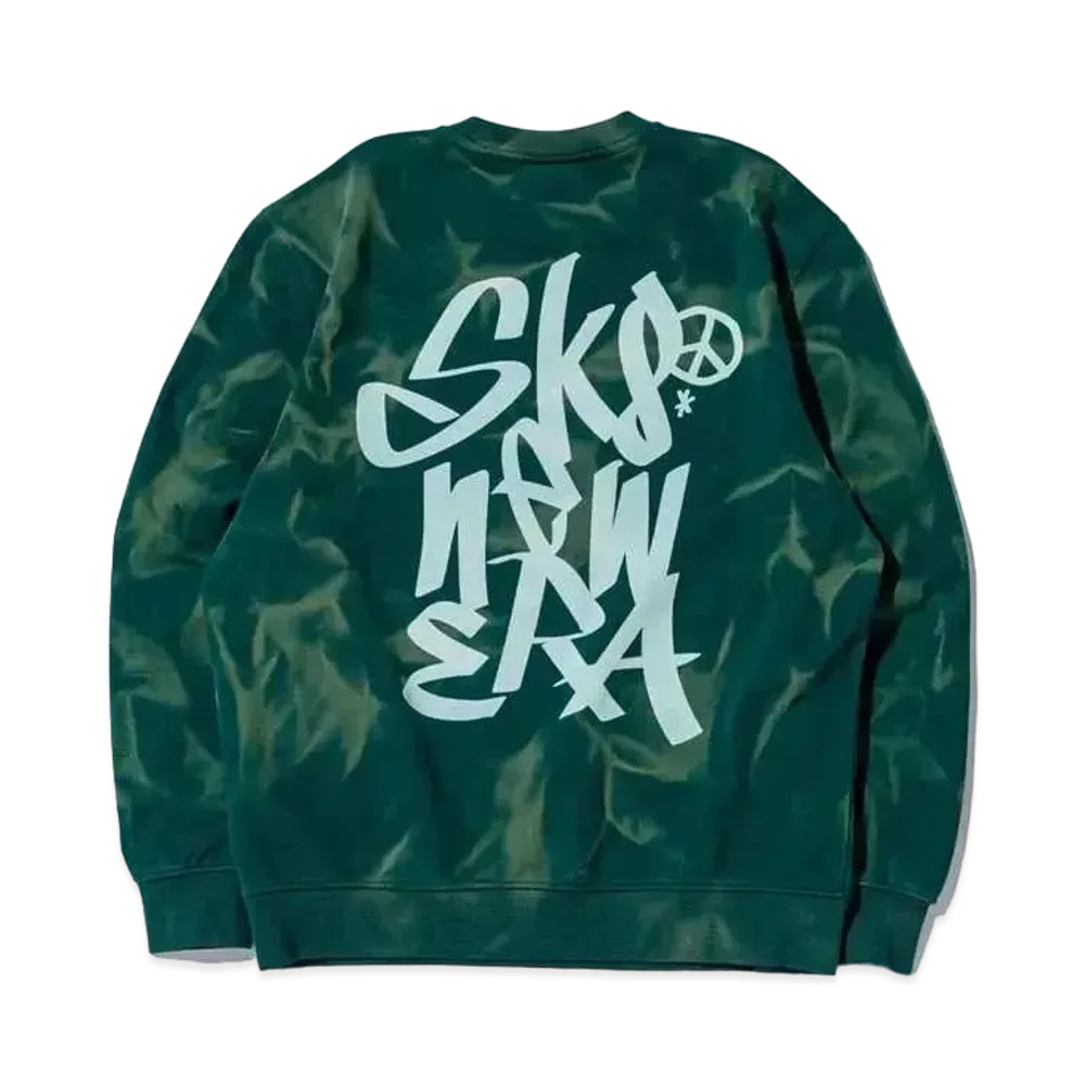 NEW ERA Crewneck Sweat Graffiti Logo Wash "Dark Green"