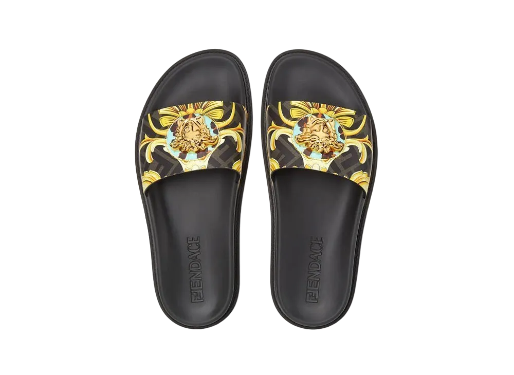 VERSACE メタリック メドゥーサ チェーン サンダル ゴールド VERSACE メタリック メドゥーサ チェーン サンダル ゴールド