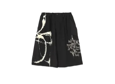 Yohji Yamamoto Pour Homme SILK SATIN LEFT NO FIXING MESSAGE PRINT HALF PANTS "Black"