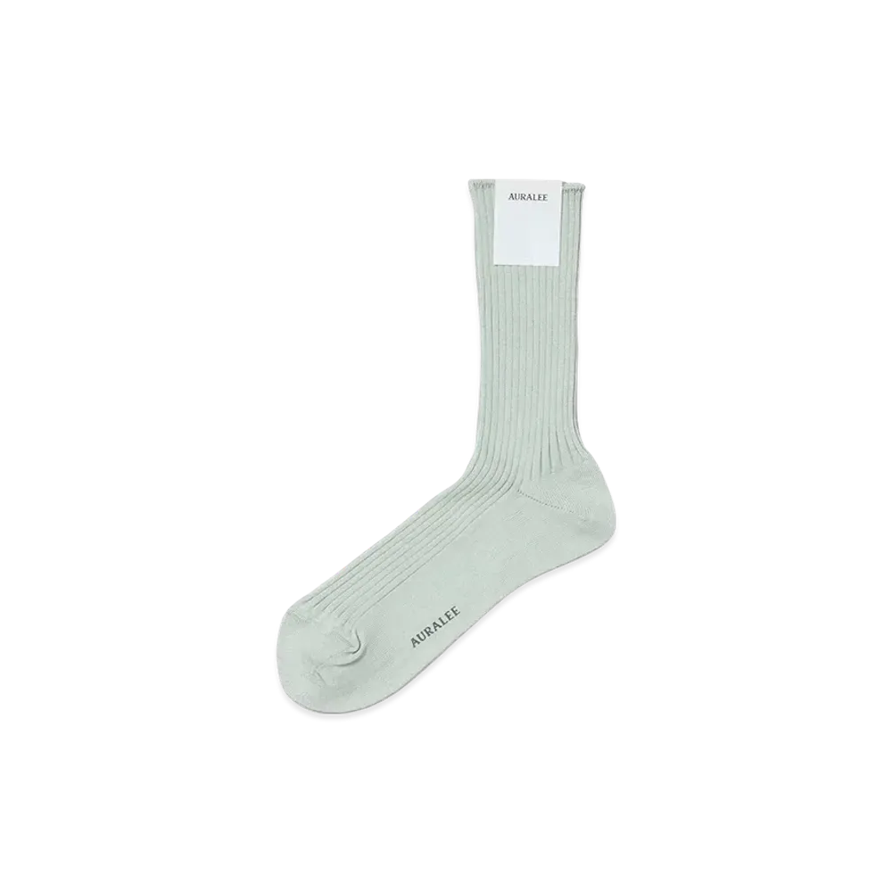 AURALEE Giza High Gauge Socks "Pale Green"