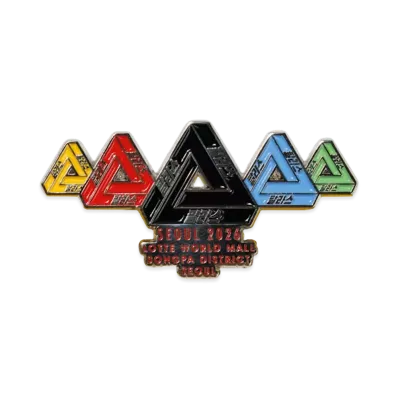 PALACE JAMSIL Seoul 3 World Tri Pin Badge "Multi"