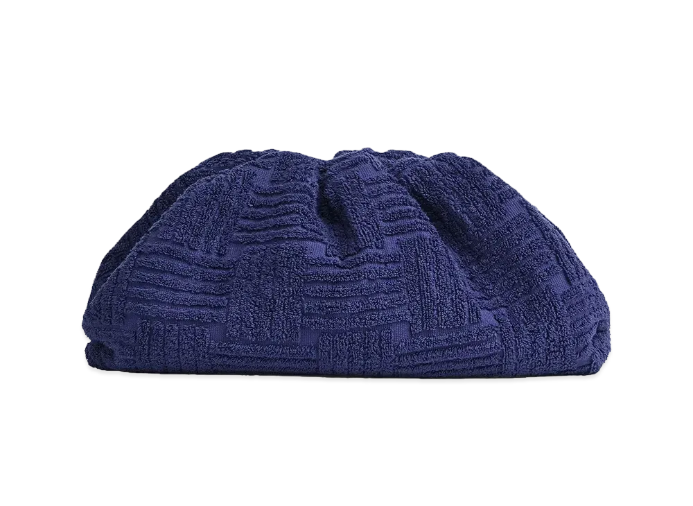 Bottega Veneta Pouch "Raisin"