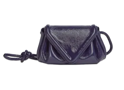 Bottega Veneta Beak "Raisin"