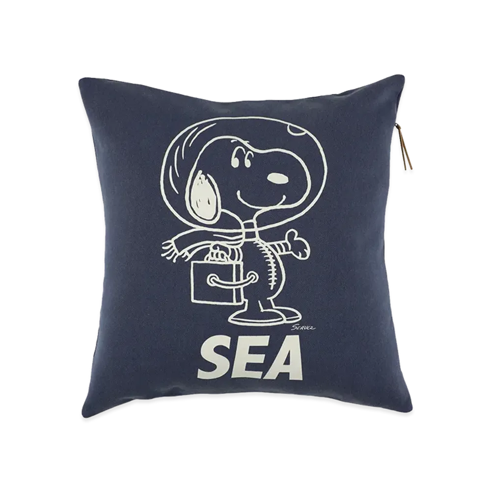 WIND AND SEA x SMOOTHY Snoopy Pigment Cushion Cover "Navy"