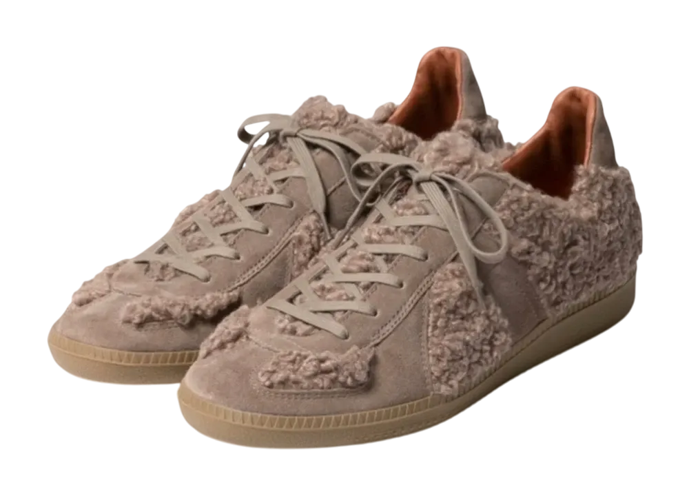 beautiful people REPRODUCTION OF FOUND german trainer BOA "Beige"
