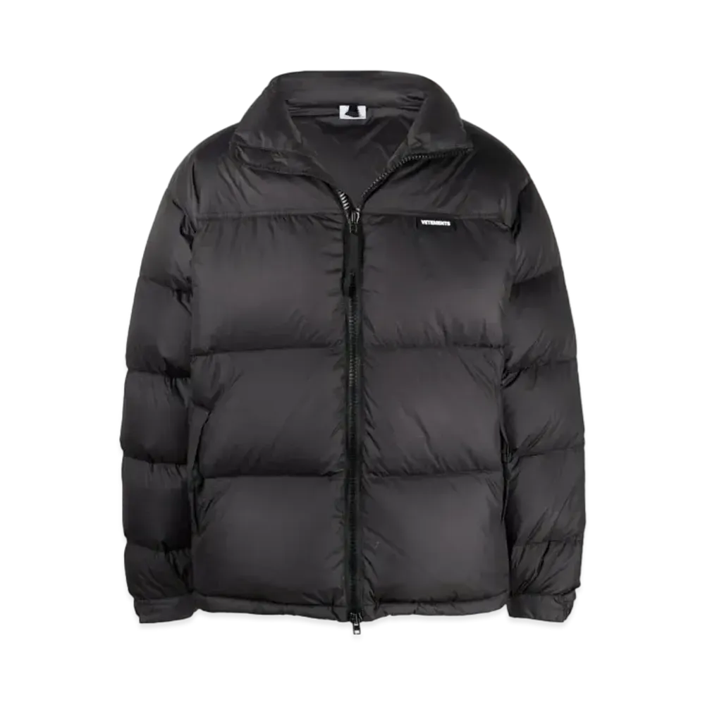 VETEMENTS VETEMENTS Logo Padd Court "Black"