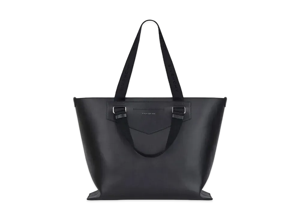GIVENCHY Antigona Soft Shopping Bag in Soft Leather "Black"