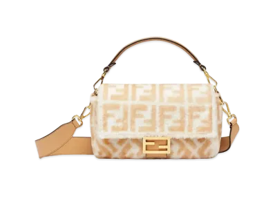 FENDI Baguette Sheepskin Bag "White"