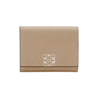 LOEWE Anagram Square Coin Cardholder In Pebble Grain Calfskin "Sand"