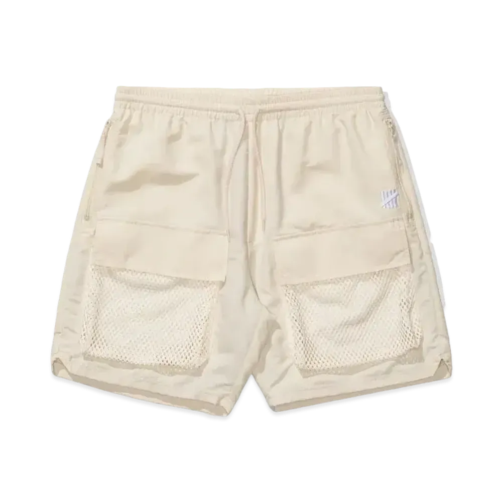 UNDEFEATED Mesh Pocket Short "Beige"