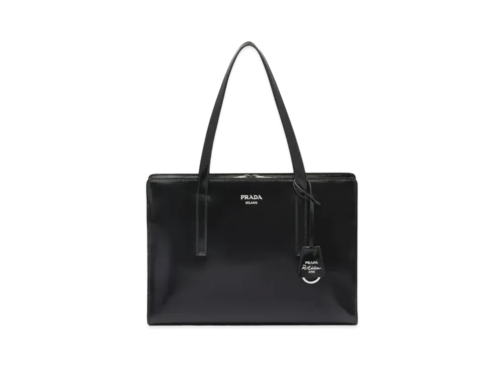 プラダ プラダ リ-エディション 1995 ミディアム ブラッシュドレザー ハンドバッグ "ブラック" 1BA350_ZO6_F0002_V_OOO