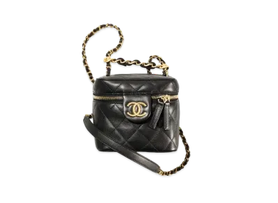 CHANEL Small Vanity Case Calfskin "Black"