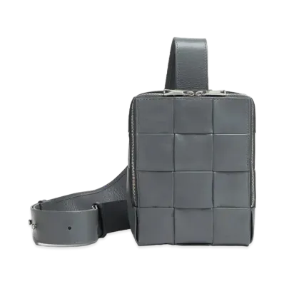 Bottega Veneta Cassette "Thunder"