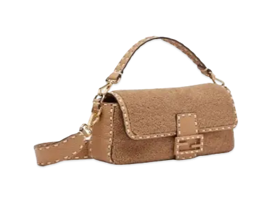 FENDI Baguette Sheepskin Bag "Beige"
