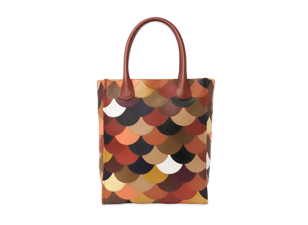 Chloe Large Joyce Tote Bag In Shiny Calfskin Scallop Patchwork "Brown"