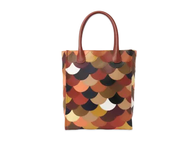 Chloe Large Joyce Tote Bag In Shiny Calfskin Scallop Patchwork "Brown"