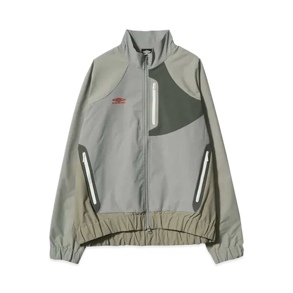 UMBRO x MAGIC STICK TONAL TECH JKT by UMBRO "Earth Grey"