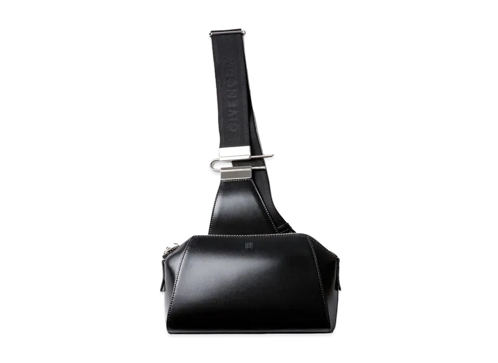 GIVENCHY Small Antigona Crossbody Bag in Box Leather "Black"