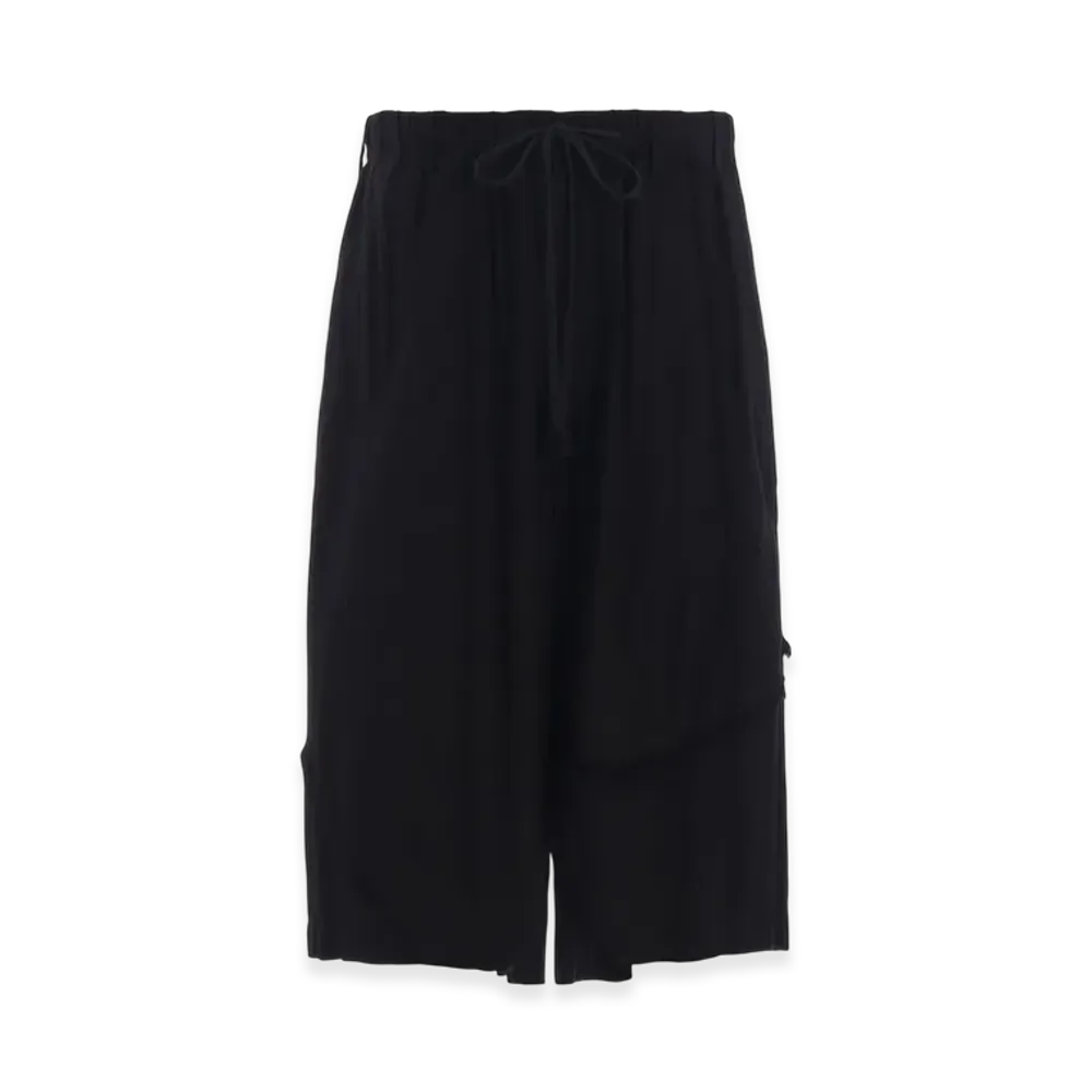 S'YTE Viscose Twill Cut-Off Wide Shorts "Black"