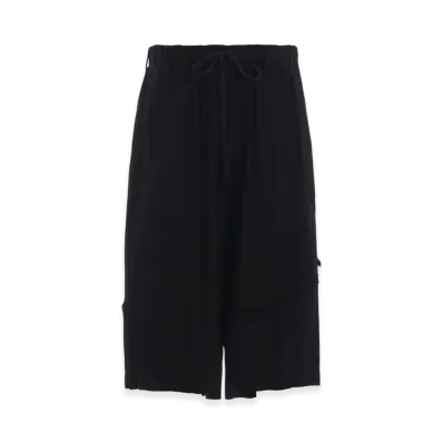S'YTE Viscose Twill Cut-Off Wide Shorts "Black"