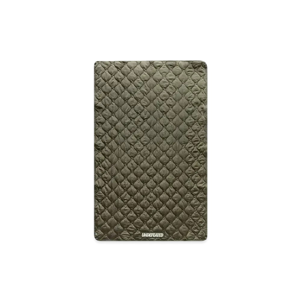 UNDEFEATED Quilted Blanket "Olive"