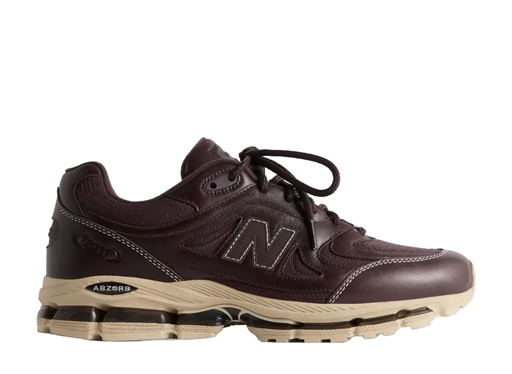 KITH × New Balance 2011 "Fudge/Black Coffee"