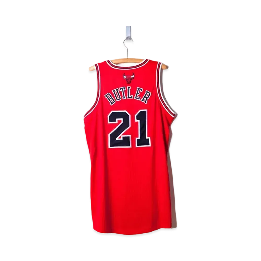 #21 Jimmy Butler Chicago Bulls 2013-14 "Away"