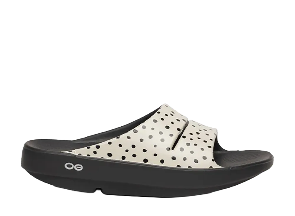 OOFOS OOahh Limited "Pebble"
