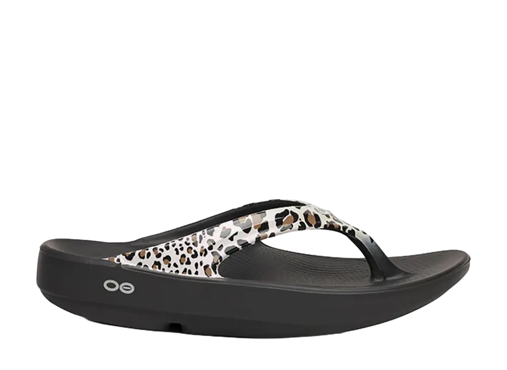 OOFOS Women's WoOOlala Limited "Leopard"