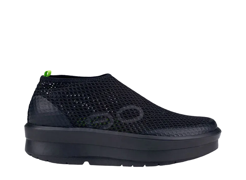 OOFOS WMNS OOmega Chukka "Black"