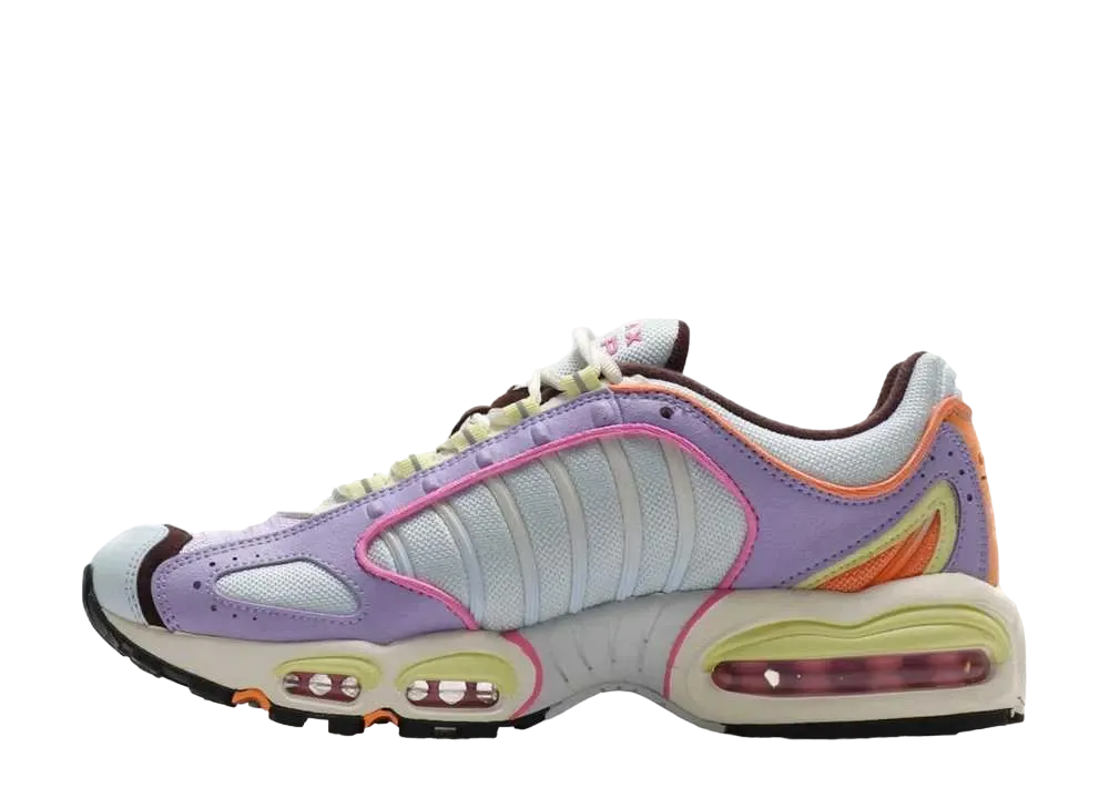 NIKE AIR MAX TAILWIND4 TOKYO