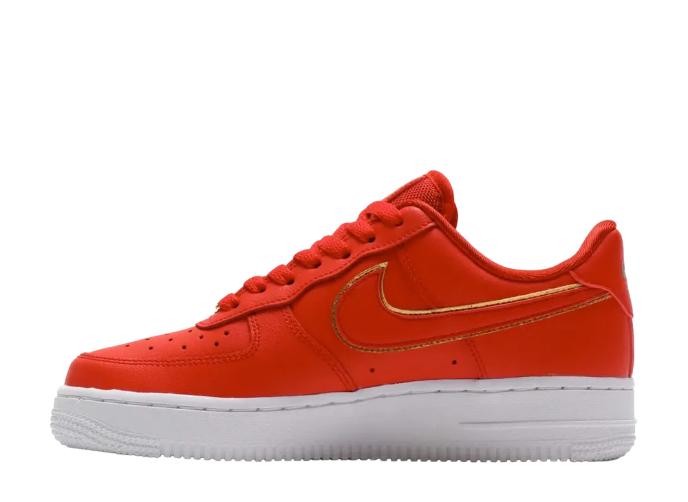 Nike Women's Air Force 1 Low '07 Essential 