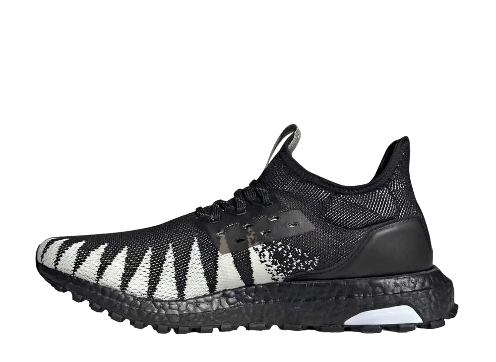 NEIGHBORHOOD×adidas ULTRA BOOST ALL TERRAIN "BLACK"
