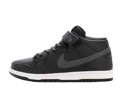 ナイキ SB ダンクミッド "ブラック/ダーク グレー"