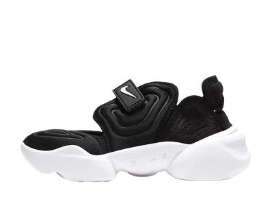 ナイキ ウィメンズ アクアリフト "ブラック/ホワイト"