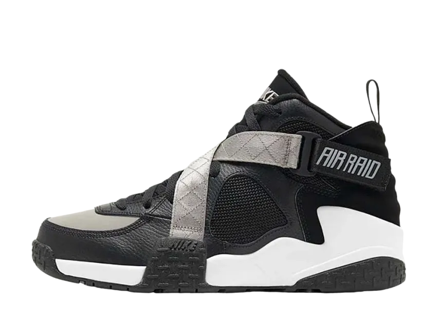 ナイキ エアレイド "ブラック/グレーホワイト"