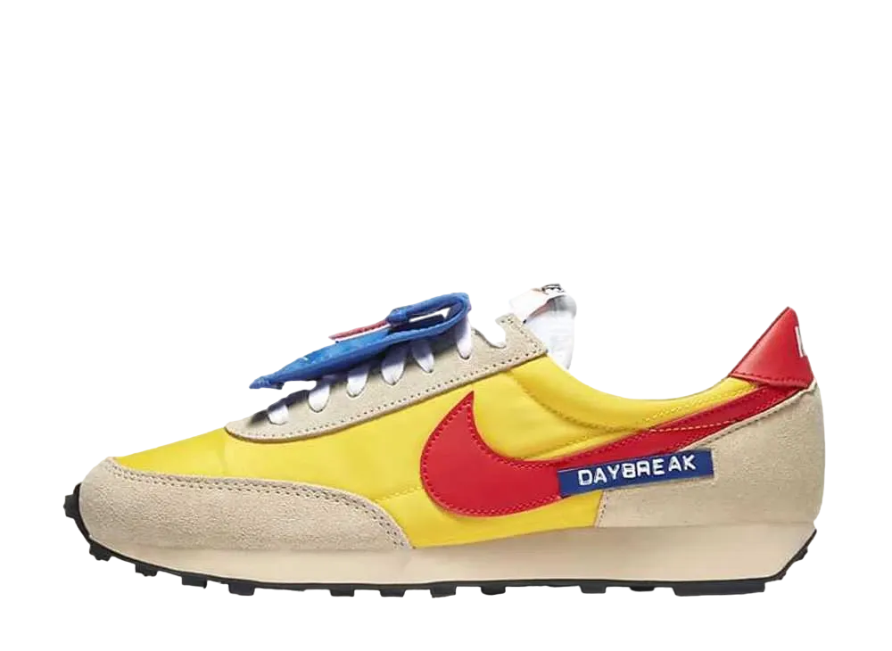 Nike Women's Daybreak "Pocket Yellow"