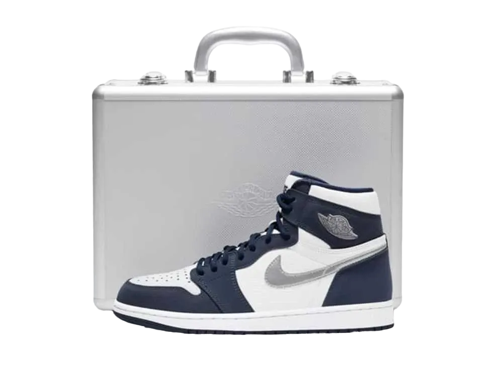 Nike Air Jordan 1 Retro High OG "Midnight Navy"