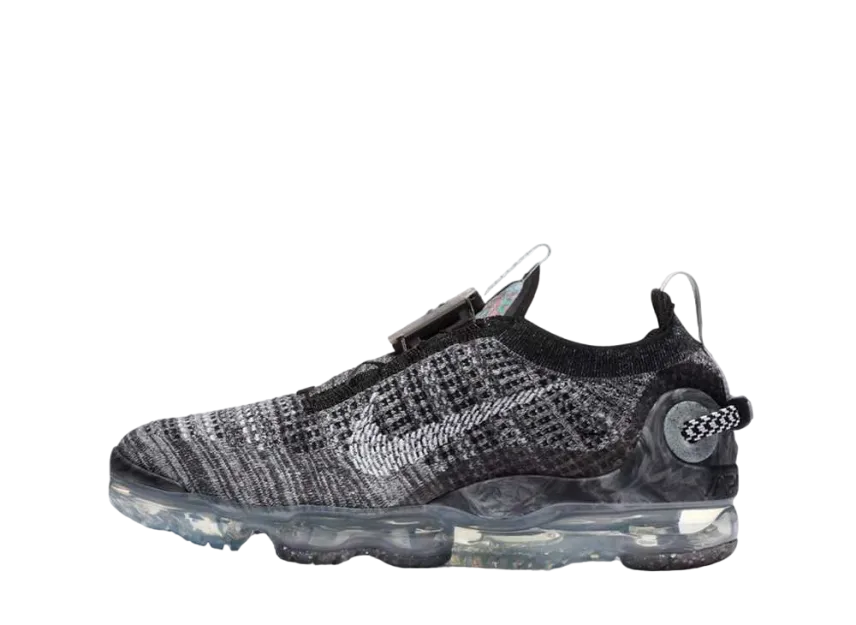 NIKE Women's VAPORMAX 2020 FLYKNIT