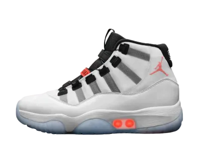 ナイキ エアジョーダン11 "アダプト"