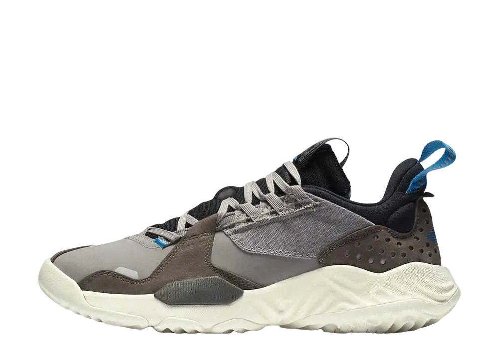 ナイキ ジョーダン デルタ プレミアム "ブラウン/セイル"