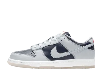 ナイキ ウィメンズ ダンク ロー "カレッジネイビー"