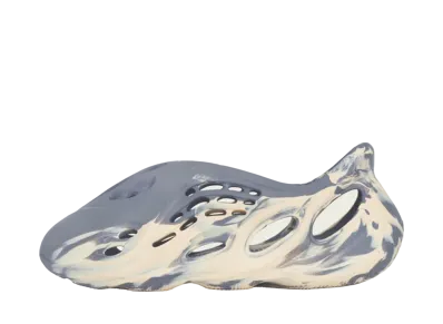 adidas YEEZY Foam Runner "MXT Moon Gray"