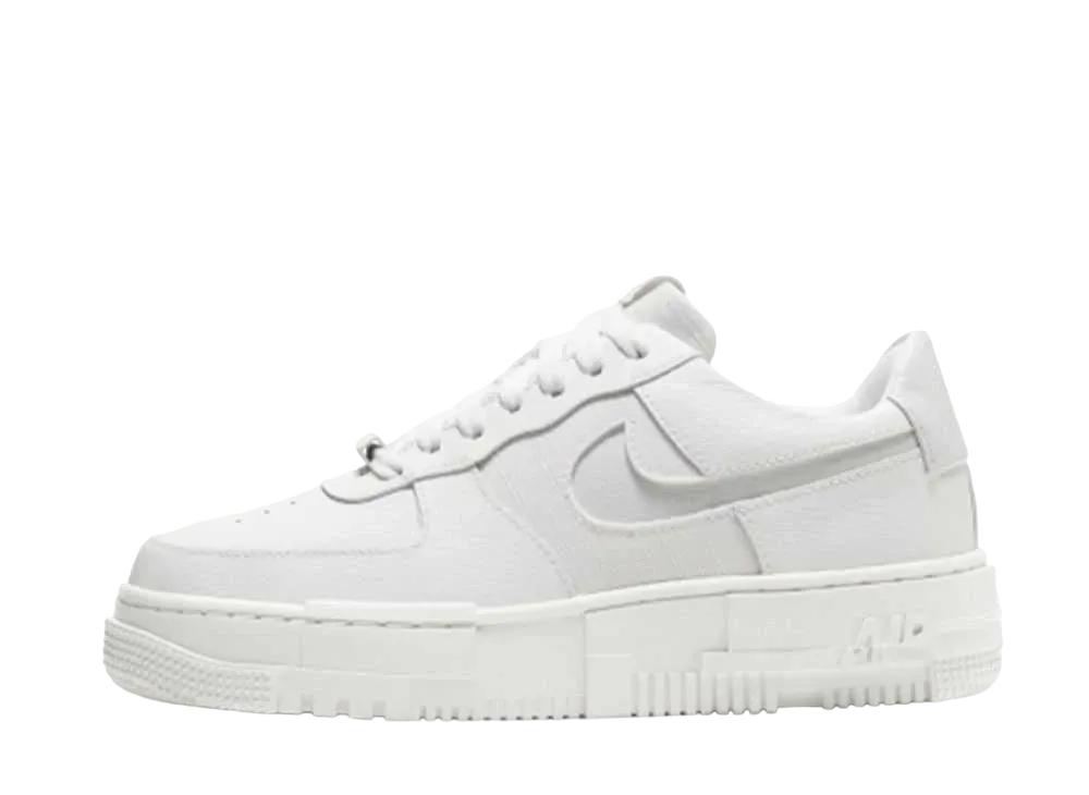 ナイキ ウィメンズ エアフォース1 ロー ピクセル "サミットホワイト/フォトンダスト"