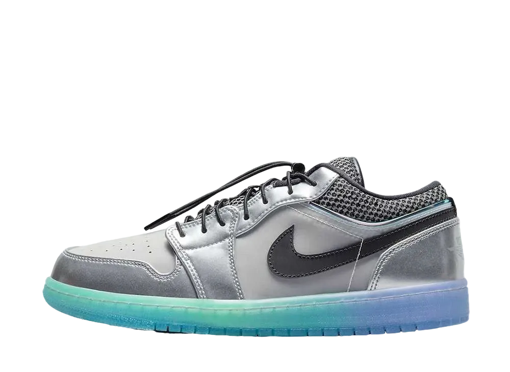 ナイキ ウィメンズ エアジョーダン1 ロー トグル "シルバー"