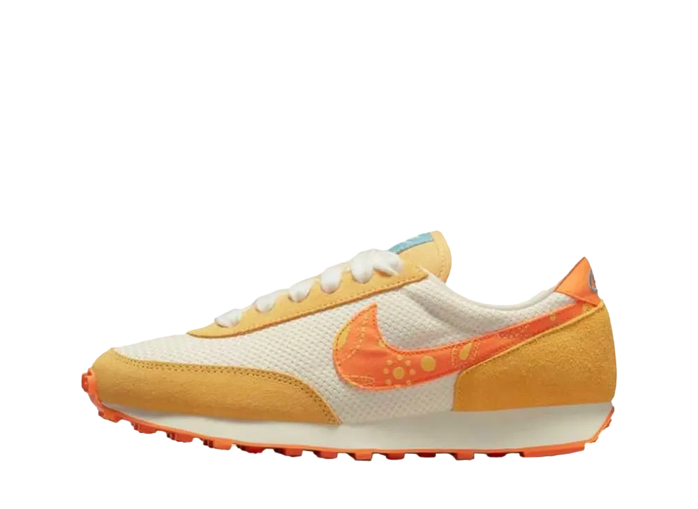 Nike Women's Daybreak "Paisley Swoosh/Magma Orange"