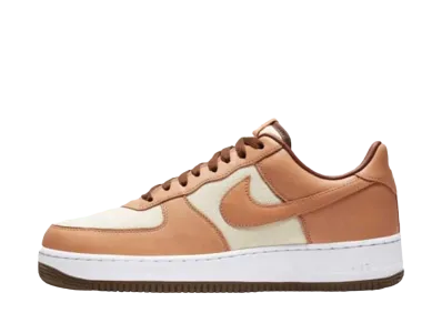 ナイキ エアフォース1 ロー "エイコーン"