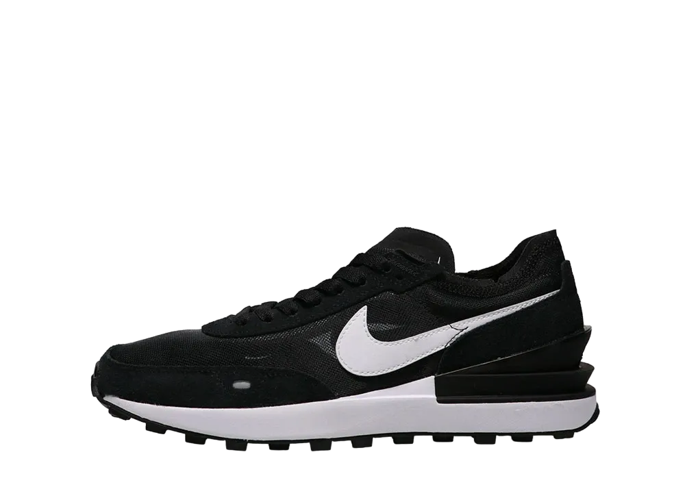 NIKE Women's WAFFLE ONE "BLACK/WHITE"