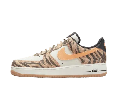 スニダンで購入可】NIKE AIR FORCE 1 LOW スニダンで購入可】NIKE AIR FORCE 1 LOW