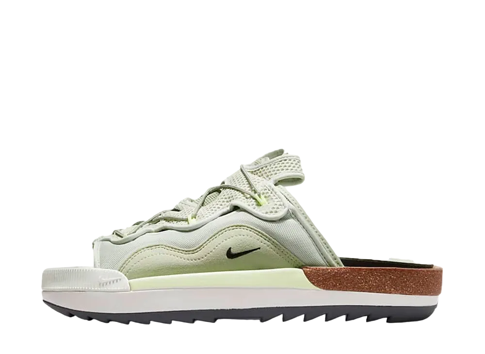 ナイキ オフライン 2.0 "ライトボーン"